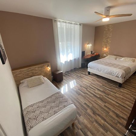 Nouvel Hotel Lons-le-Saunier Bagian luar foto